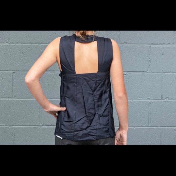 NWT Chloe Top - Picture 7 of 7